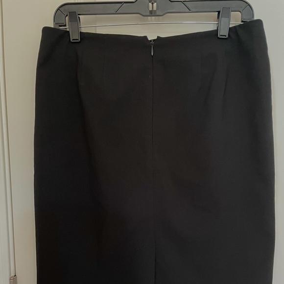 Skirt - Picture 3 of 7